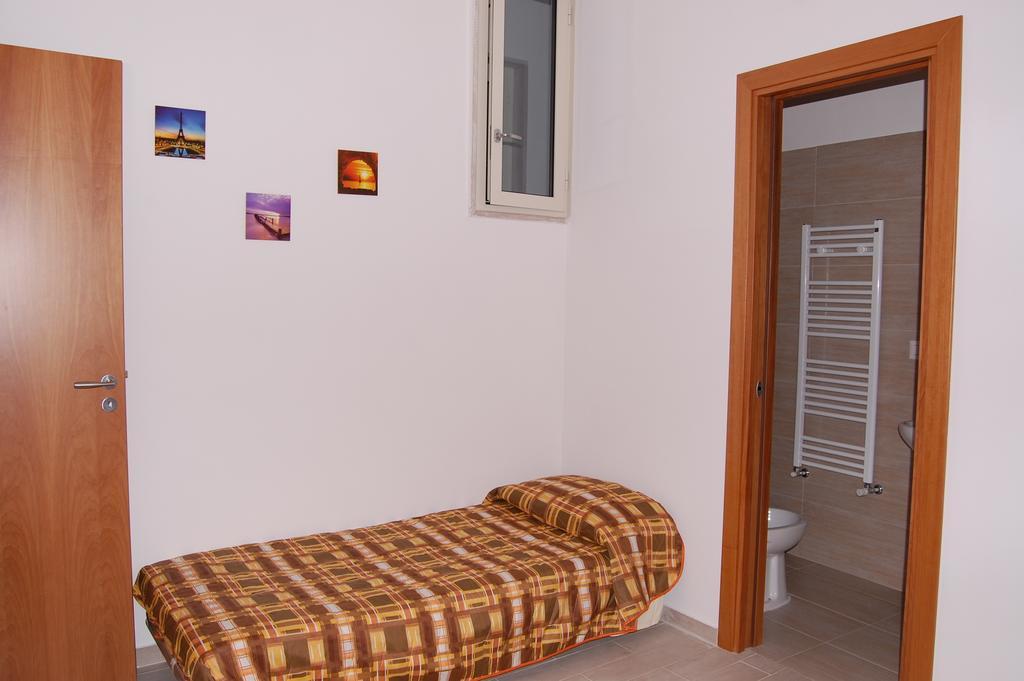 B&B Fenix Trani Rom bilde
