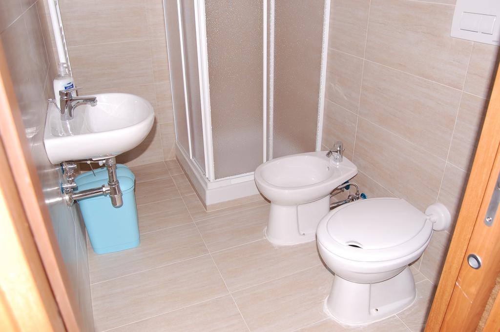 B&B Fenix Trani Rom bilde