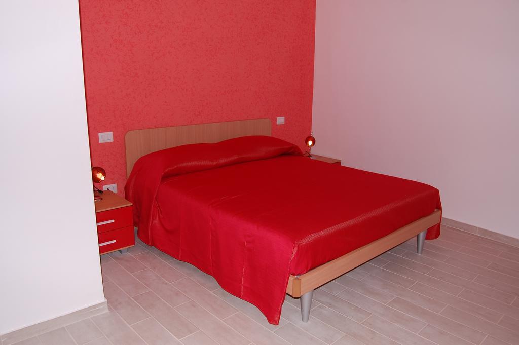 B&B Fenix Trani Rom bilde